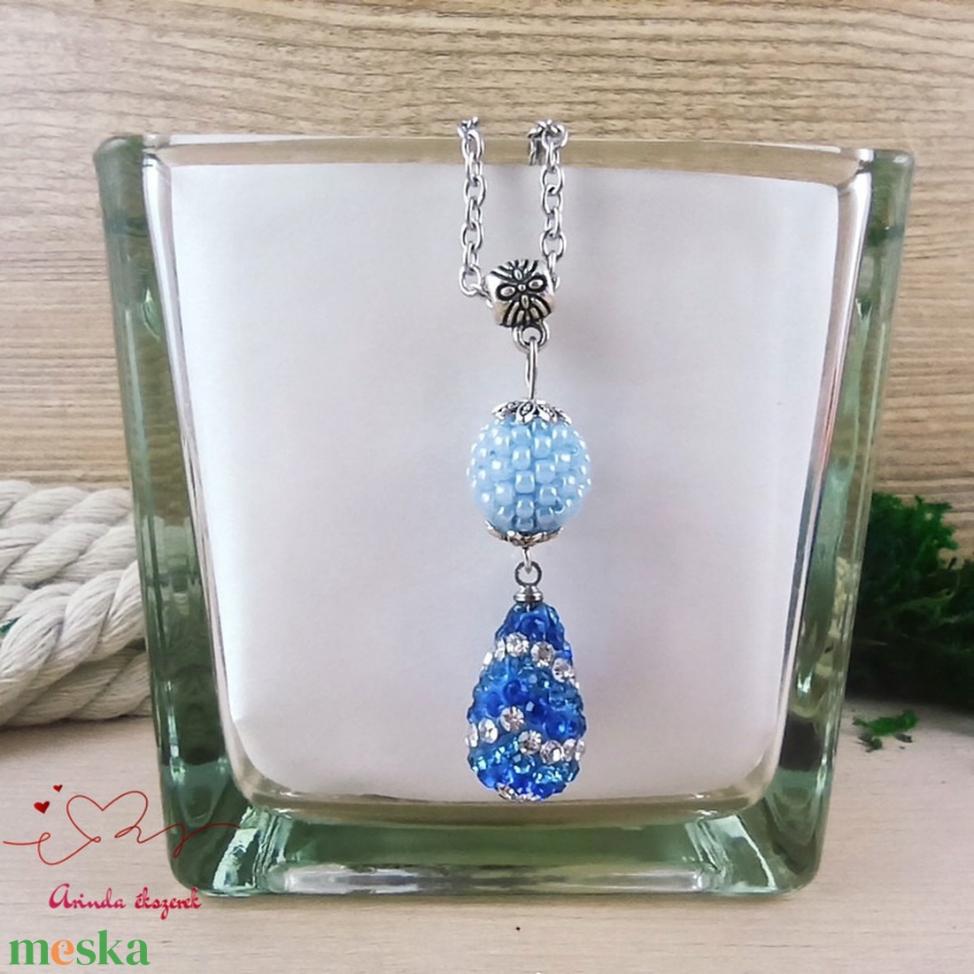 Kék kristály shamballa stílusú kristály csepp és fűzött bogyó nyaklánc - ékszer - nyaklánc - bogyós nyaklánc - Meska.hu Kék kristály shamballa stílusú kristály csepp és fűzött bogyó nyaklánc - ékszer - nyaklánc - bogyós nyaklánc - Meska.hu