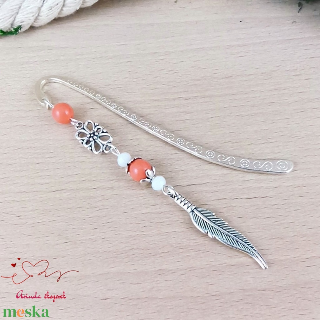 Narancssárga toll könyvjelző egyedi ajándék ballagásra évzáróra pedagógusnak születésnapra névnapra nőnek lánynak  - könyv & zene - könyvjelző - Meska.hu