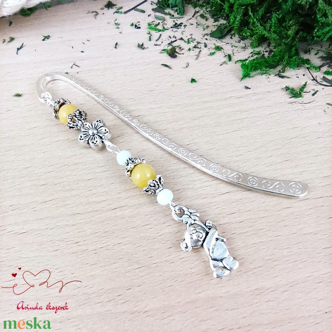 Sárga maci könyvjelző egyedi ajándék ballagásra évzáróra pedagógusnak születésnapra névnapra nőnek lánynak  - könyv & zene - könyvjelző - Meska.hu