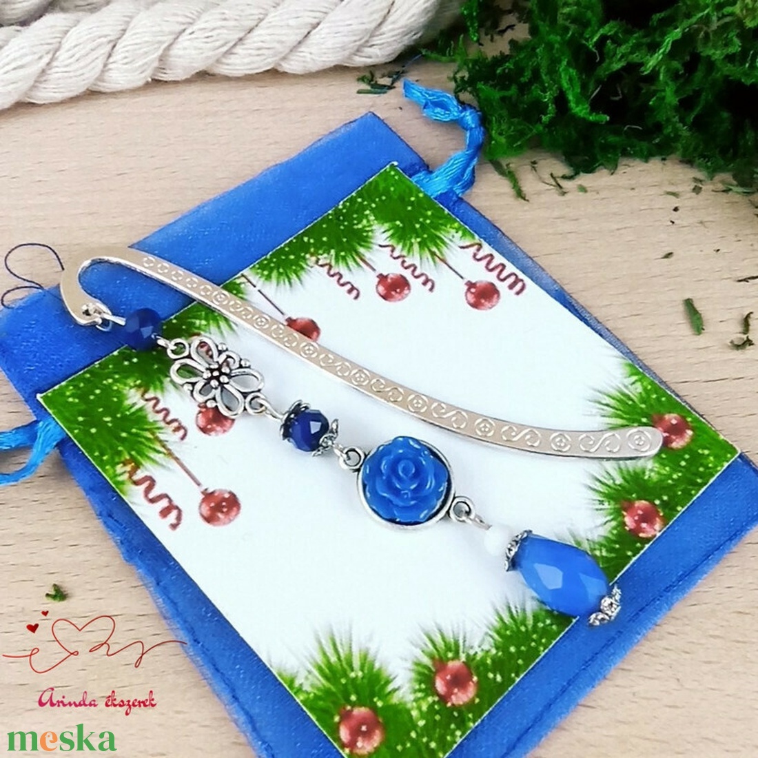 Sötétkék apró rózsa könyvjelző ezüst alappal cseppel - könyv & zene - könyvjelző - Meska.hu