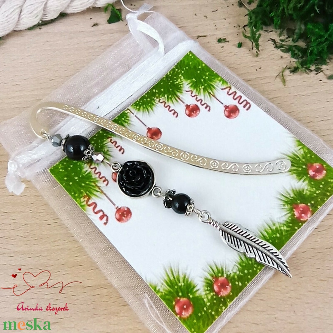 Fekete apró rózsa könyvjelző tibeti ezüst alappal szürke és fekete gyöngyökkel tollal - könyv & zene - könyvjelző - Meska.hu