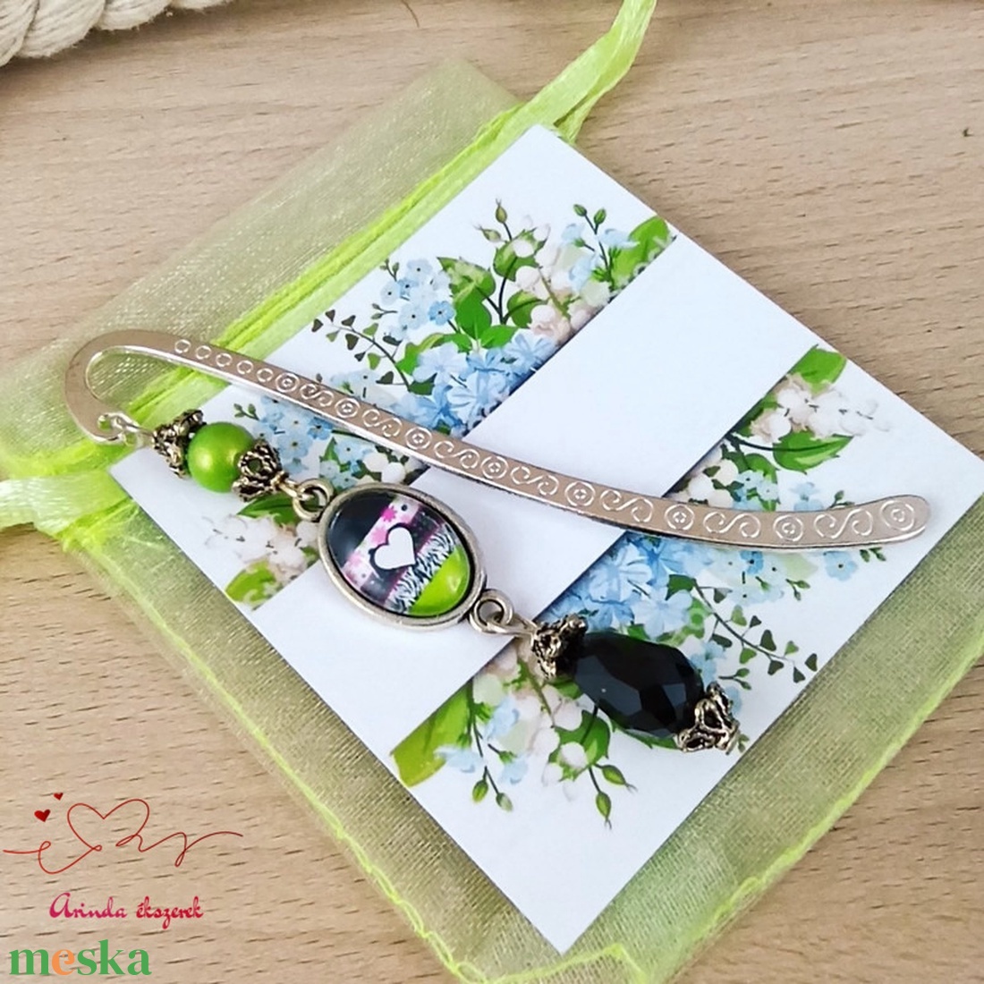 Vidám szívek könyvjelző egyedi ajándék ballagásra évzáróra pedagógusnak születésnapra névnapra nőnek lánynak  - könyv & zene - könyvjelző - Meska.hu