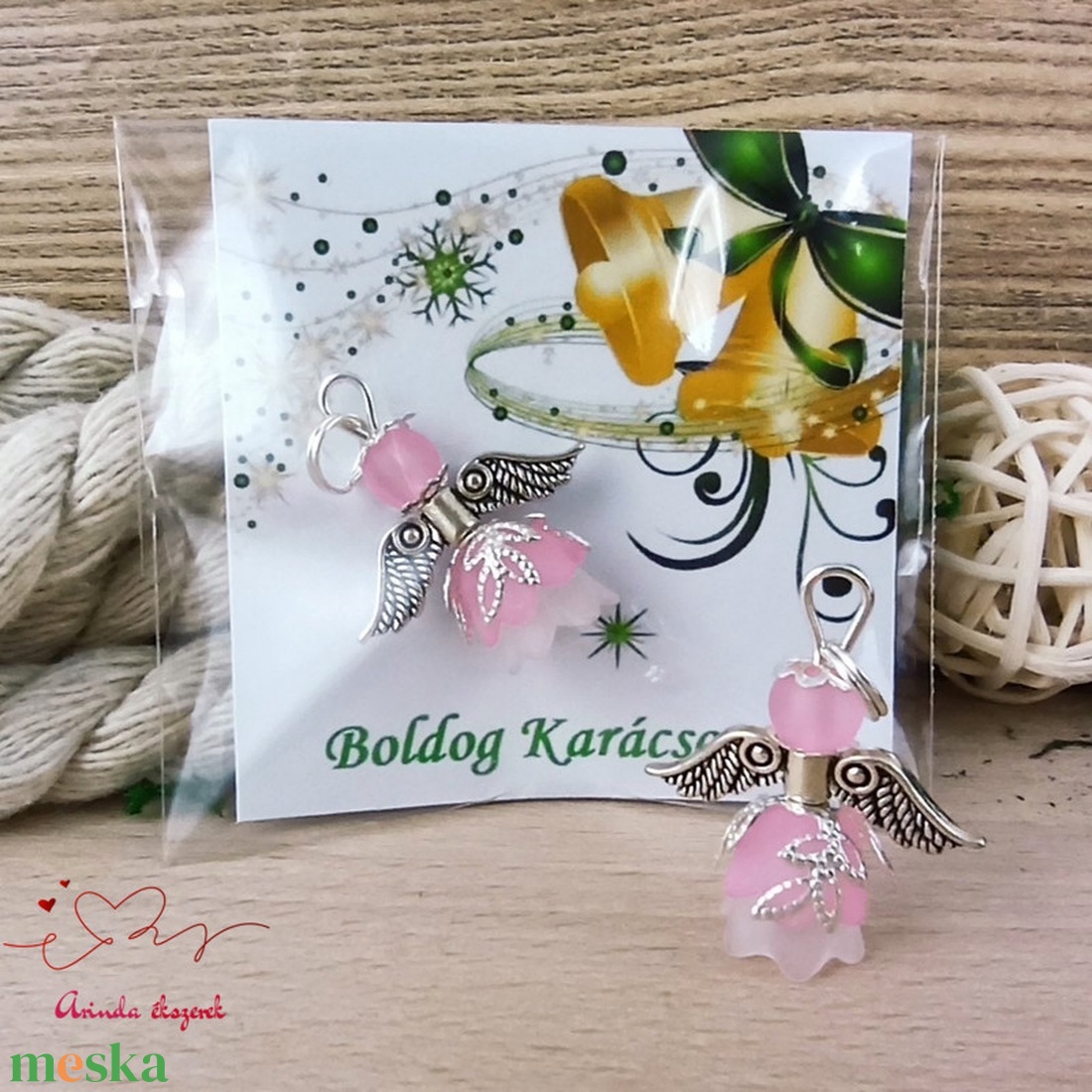 Angyalka medál rózsaszín 5 db-os csomagban ajándékkártyával karácsonyi apróság kollégának osztálytársnak vendégnek - karácsony - karácsonyi ajándékozás - karácsonyi képeslap, üdvözlőlap, ajándékkísérő - Meska.hu