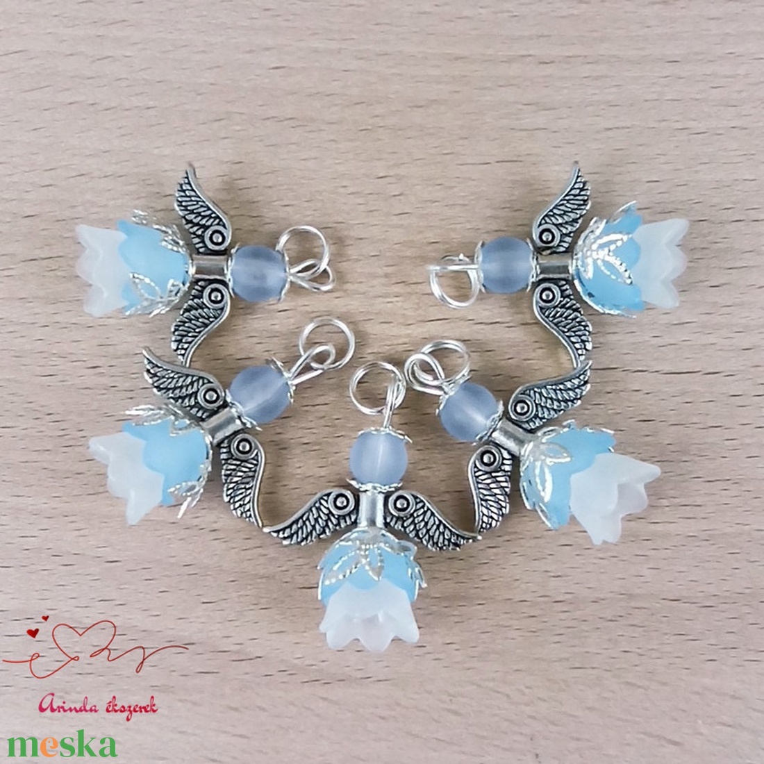 Angyalka medál sötétkék 5 db-os csomagban ajándékkártyával karácsonyi apróság kollégának osztálytársnak vendégnek - karácsony - karácsonyi ajándékozás - karácsonyi képeslap, üdvözlőlap, ajándékkísérő - Meska.hu