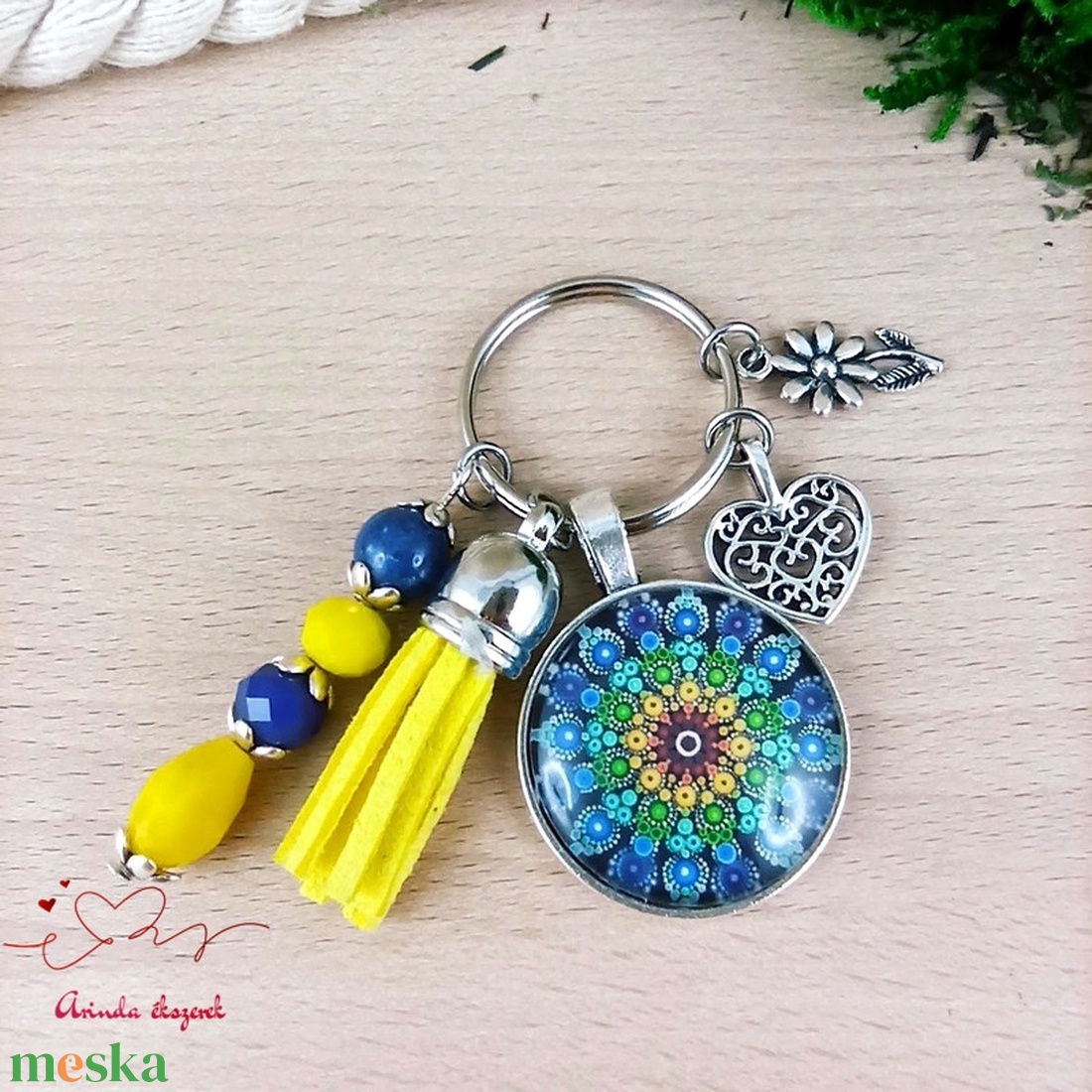 Kék mandala sárga bojtos üveglencsés kulcstartó táskadísz  - táska & tok - kulcstartó & táskadísz - kulcstartó - Meska.hu