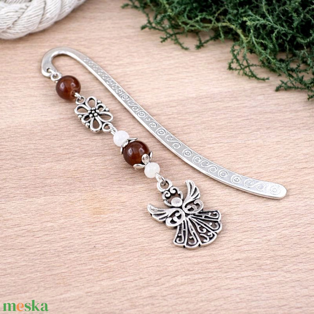 Barna angyal könyvjelző  - könyv & zene - könyvjelző - Meska.hu