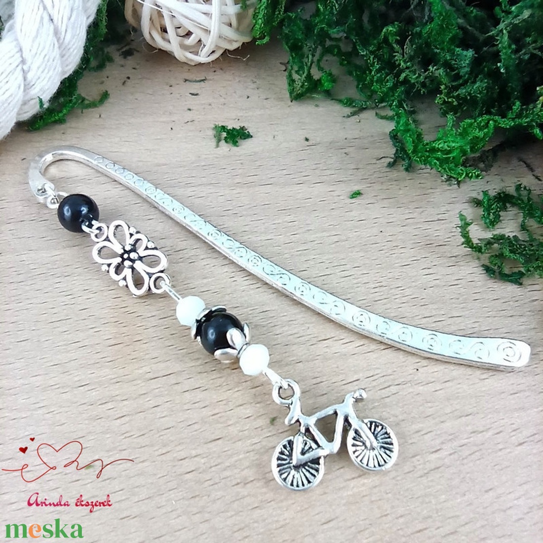 Fekete bicikli könyvjelző  - könyv & zene - könyvjelző - Meska.hu