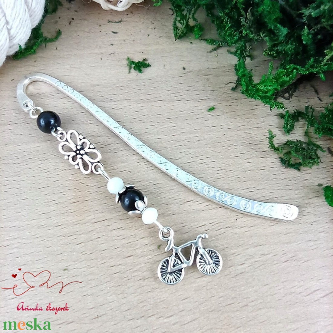 Fekete bicikli könyvjelző  - könyv & zene - könyvjelző - Meska.hu