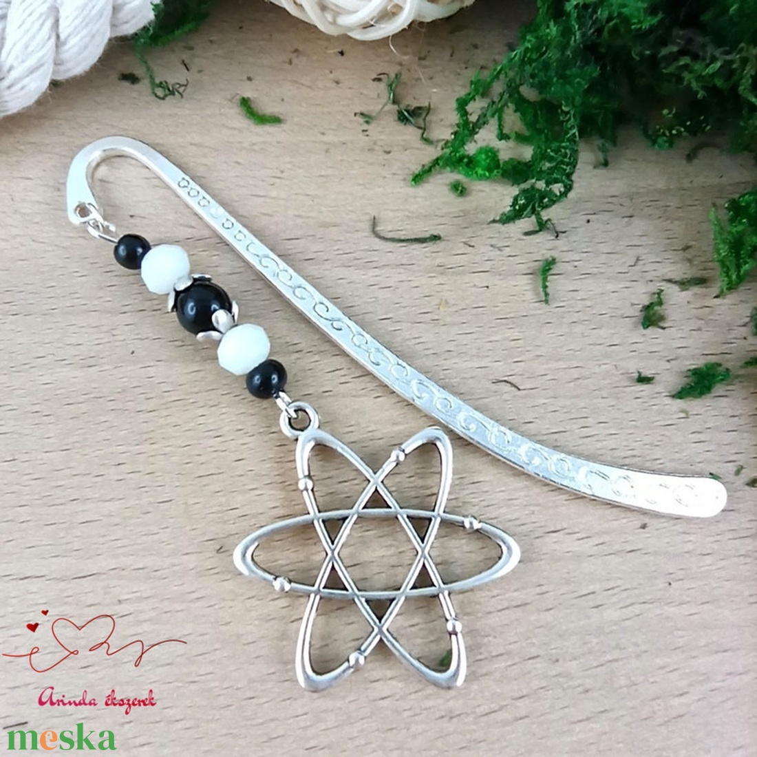 Atom könyvjelző  - könyv & zene - könyvjelző - Meska.hu