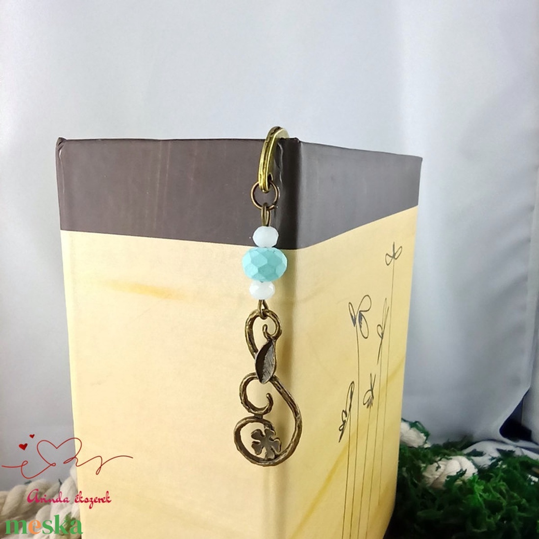 Csüngő virág könyvjelző  - könyv & zene - könyvjelző - Meska.hu