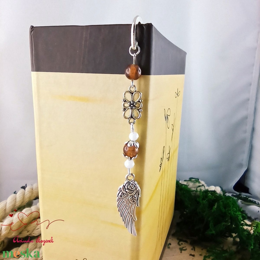 Barna angyalszárny könyvjelző  - könyv & zene - könyvjelző - Meska.hu