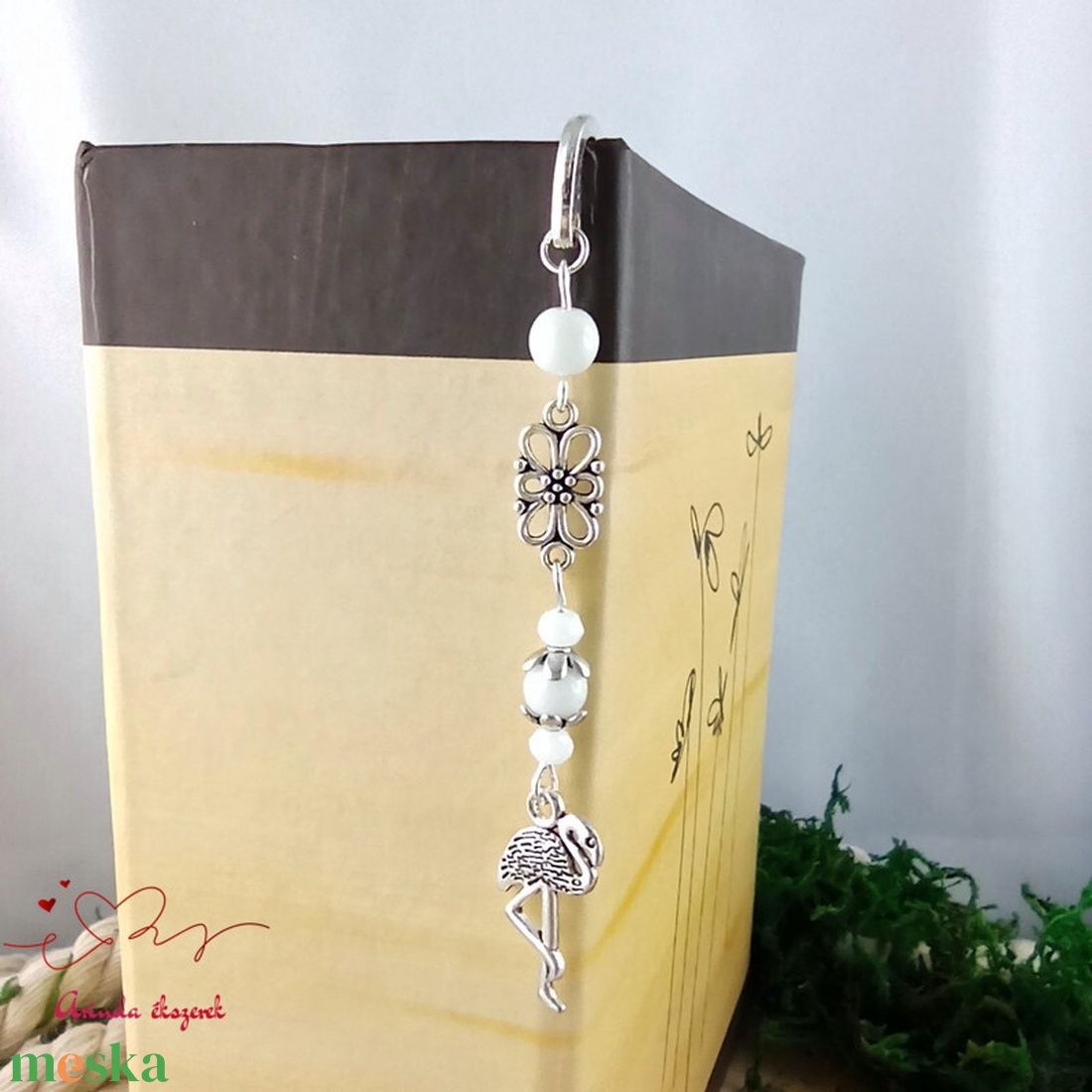 Fehér flamingó könyvjelző  - könyv & zene - könyvjelző - Meska.hu