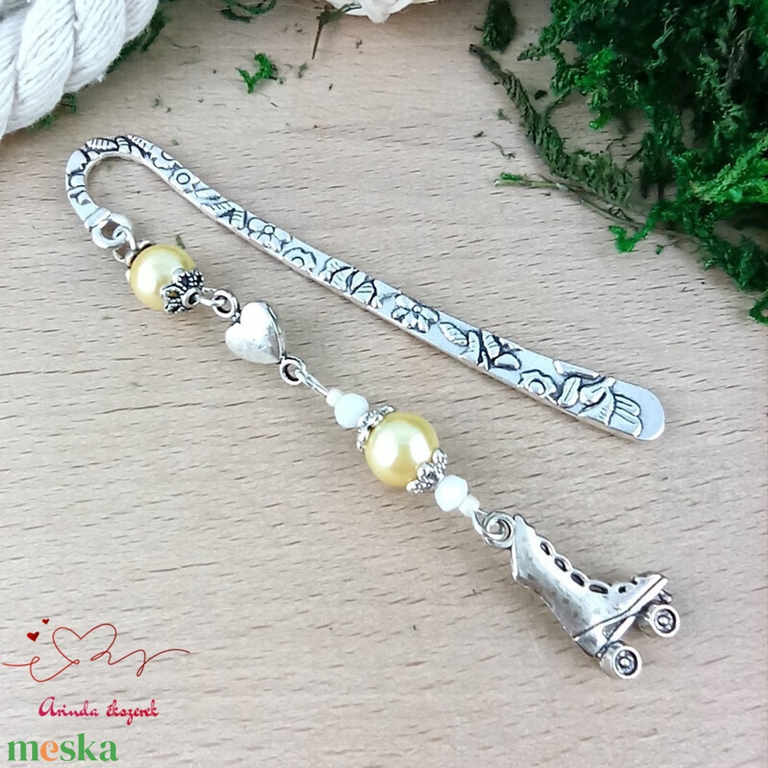 Vanília görkori könyvjelző  - könyv & zene - könyvjelző - Meska.hu