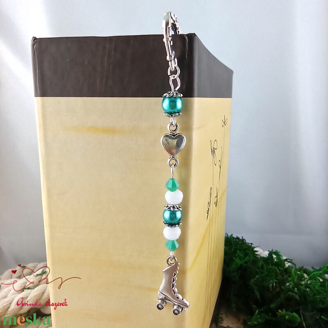 Zöld görkori könyvjelző  - könyv & zene - könyvjelző - Meska.hu