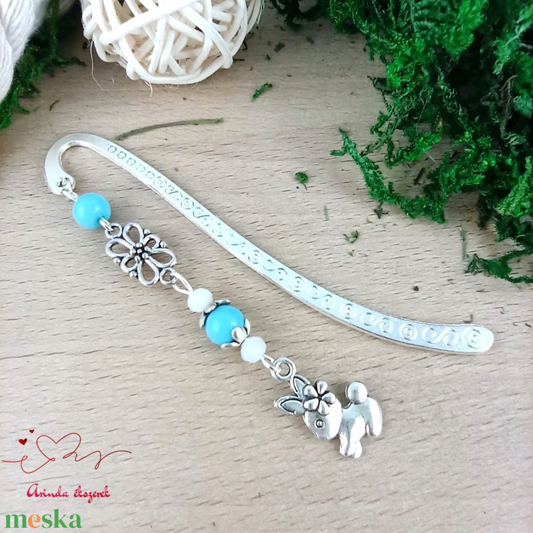 Világoskék nyuszi könyvjelző  - könyv & zene - könyvjelző - Meska.hu