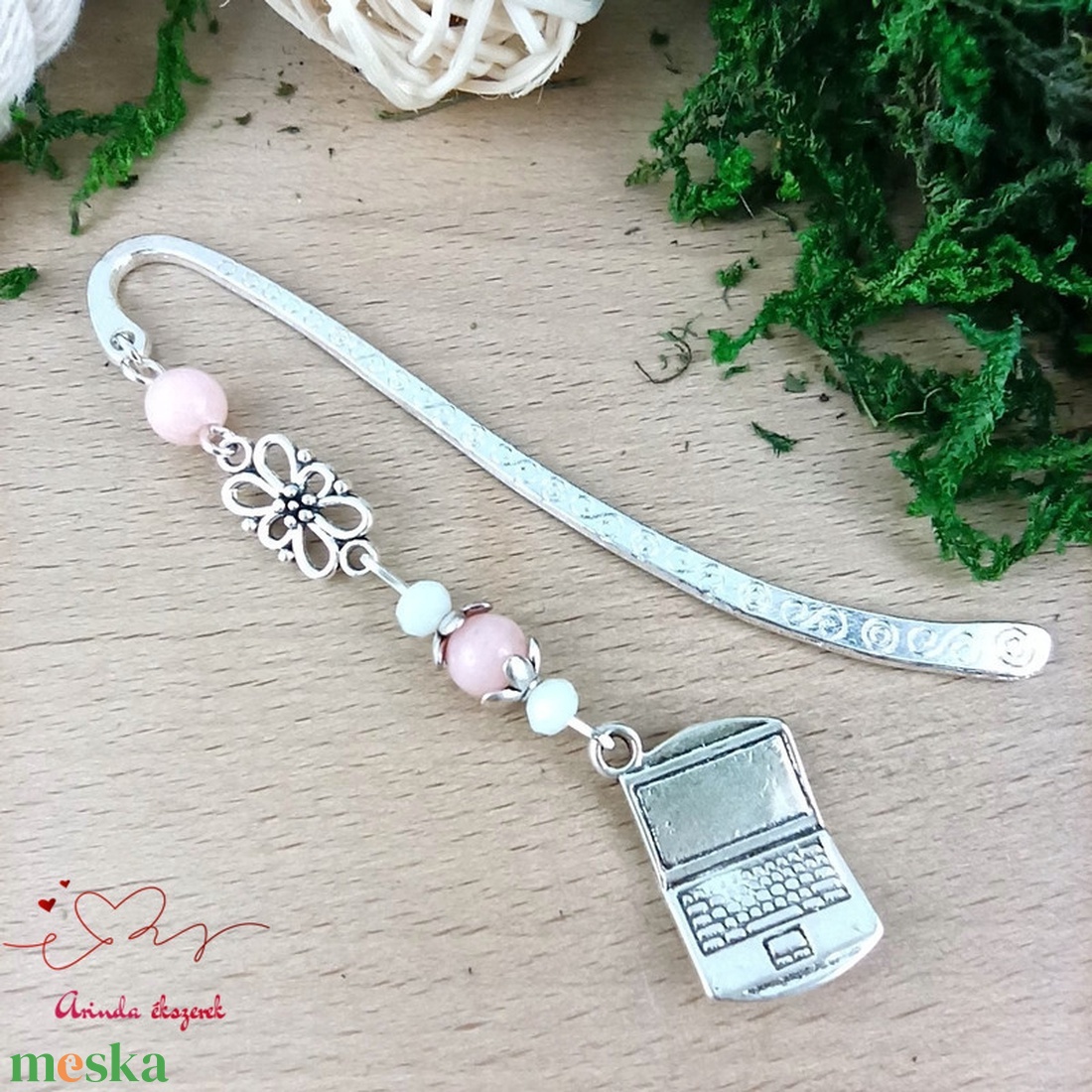 Rózsaszín laptop könyvjelző  - könyv & zene - könyvjelző - Meska.hu