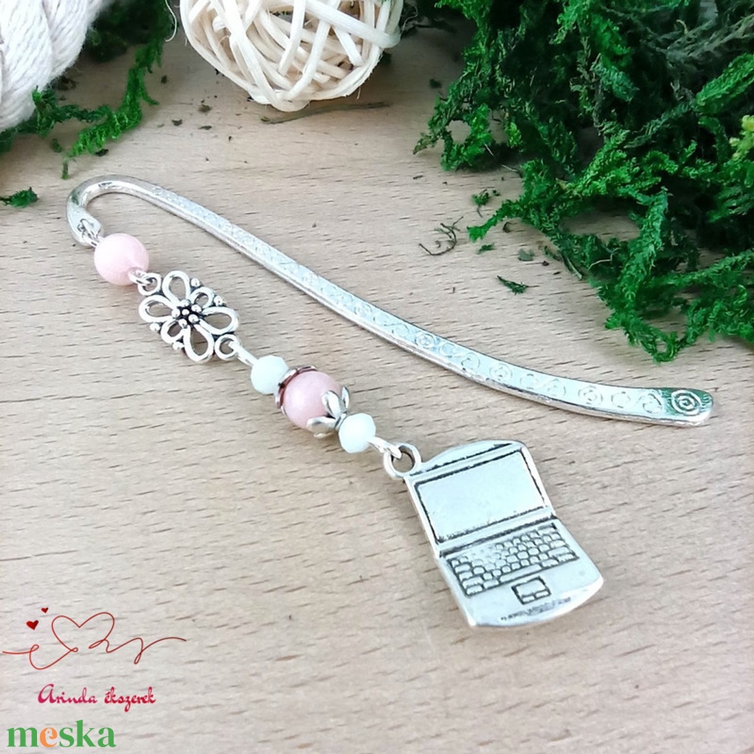 Rózsaszín laptop könyvjelző  - könyv & zene - könyvjelző - Meska.hu