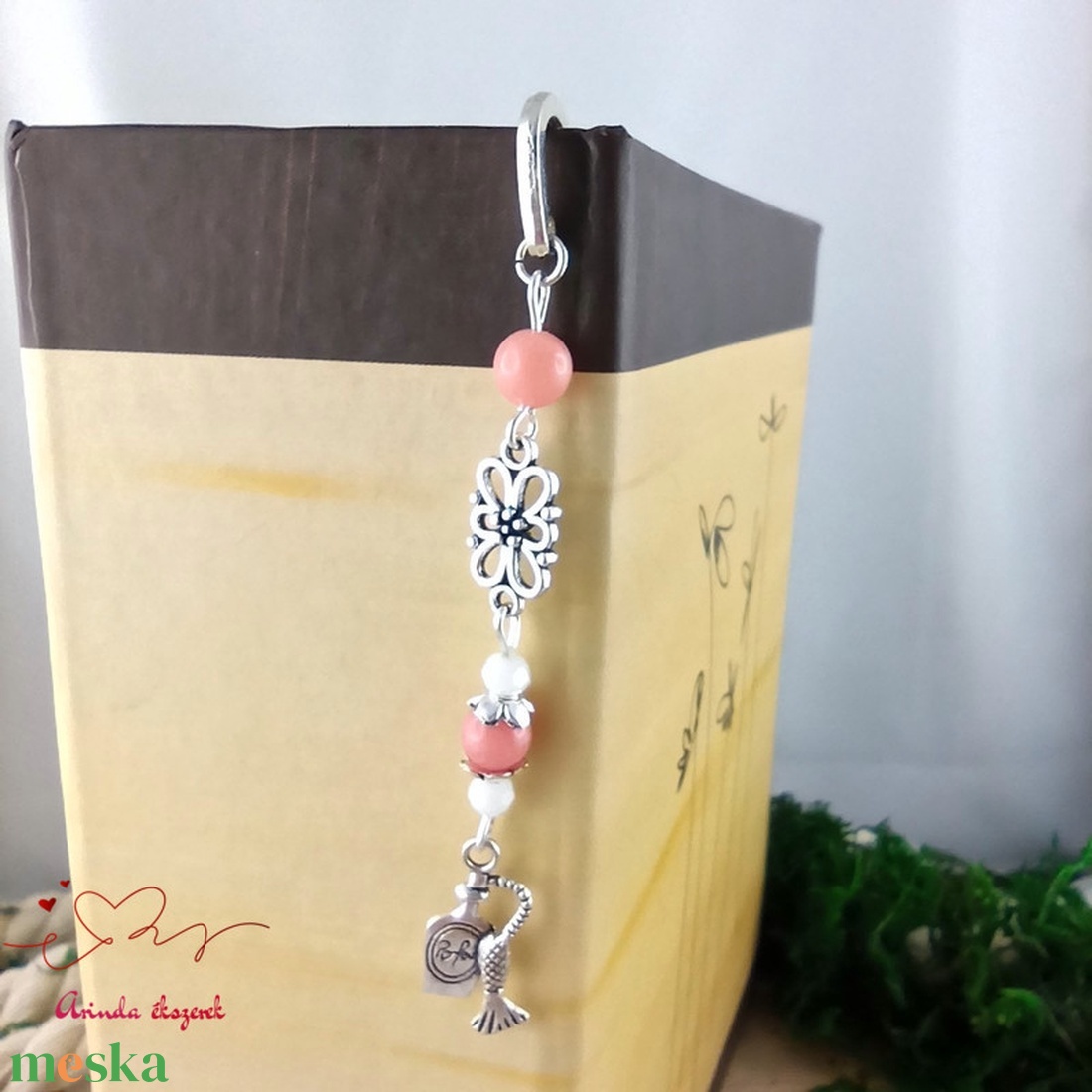 Parfüm könyvjelző  - könyv & zene - könyvjelző - Meska.hu