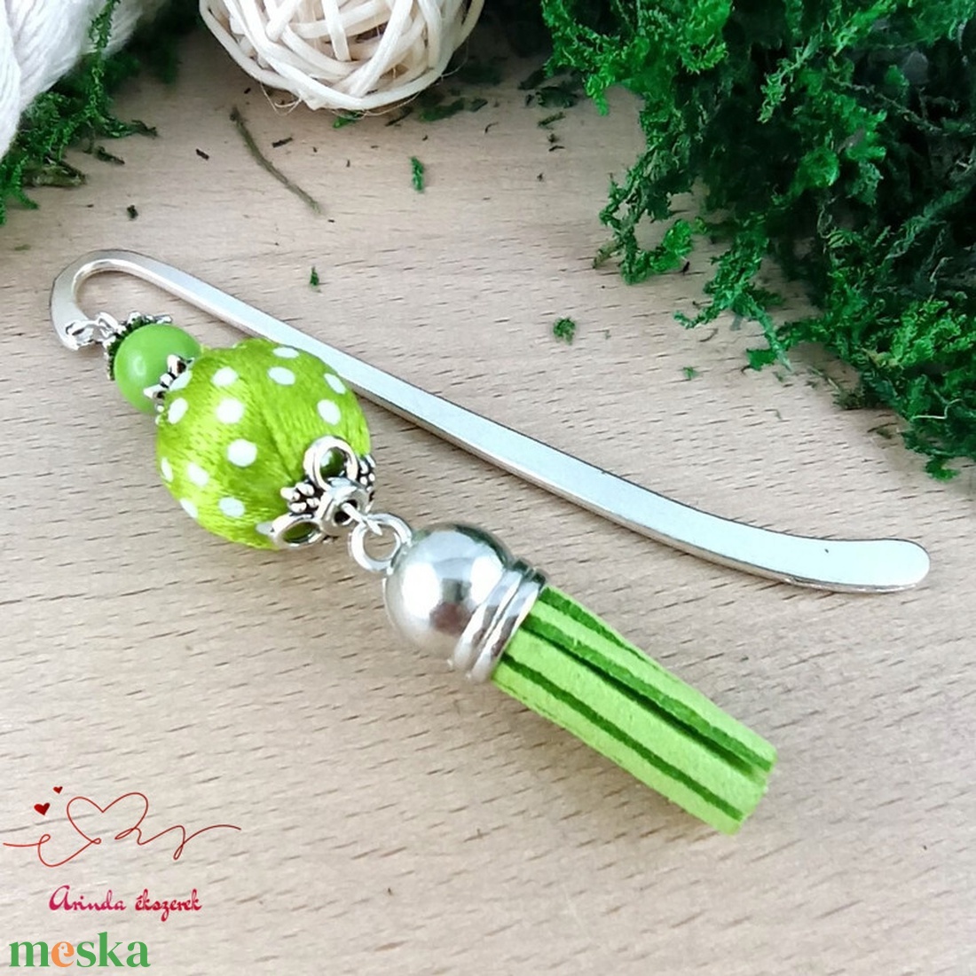 Zöld pöttyös könyvjelző  - könyv & zene - könyvjelző - Meska.hu