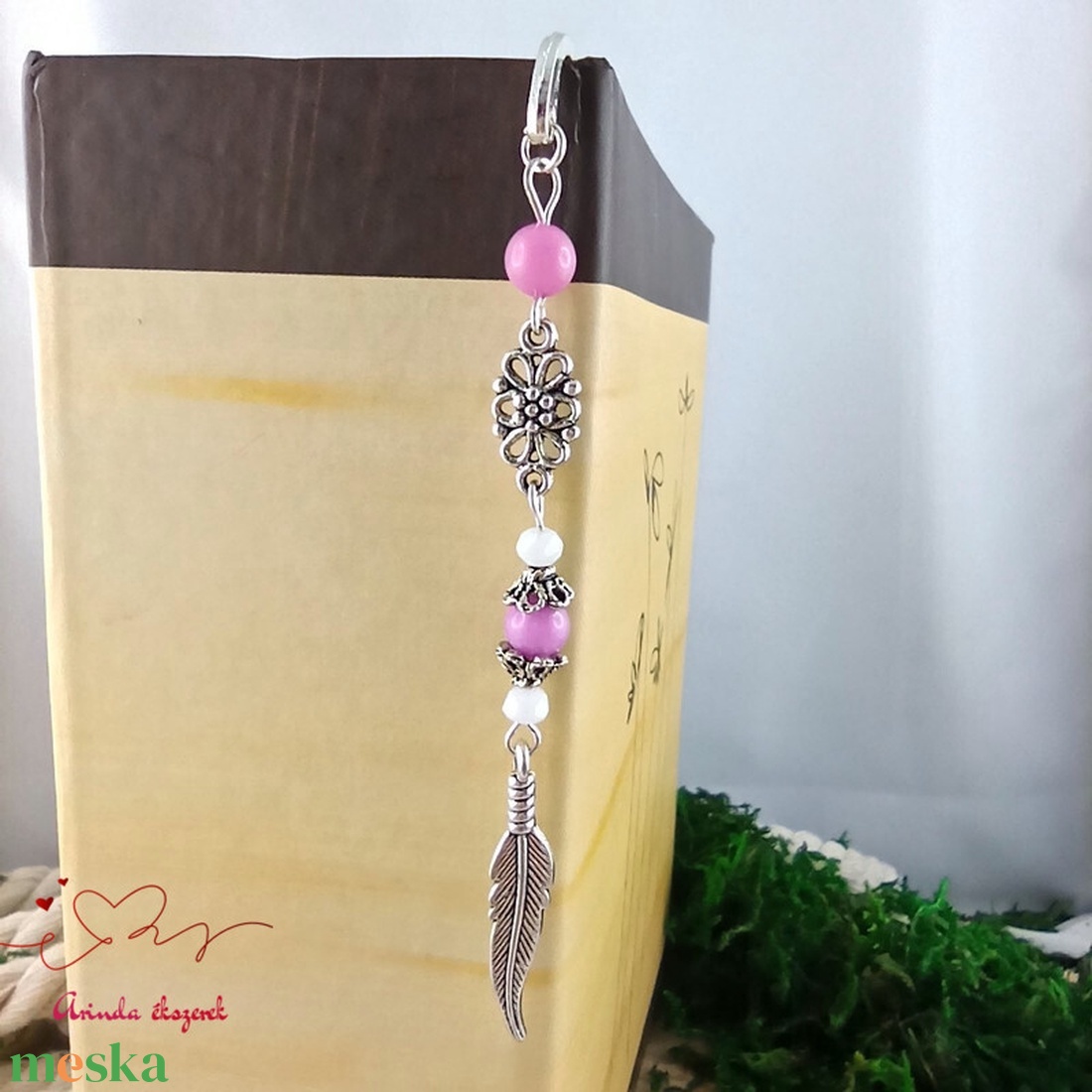 Halványlila toll könyvjelző  - könyv & zene - könyvjelző - Meska.hu