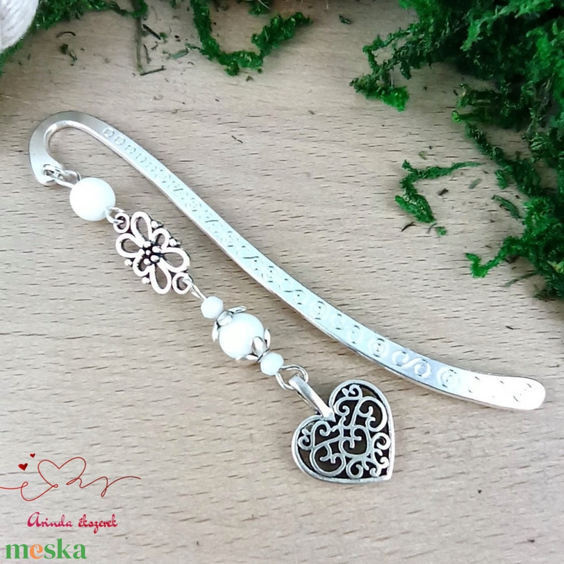 Fehér szív könyvjelző  - könyv & zene - könyvjelző - Meska.hu