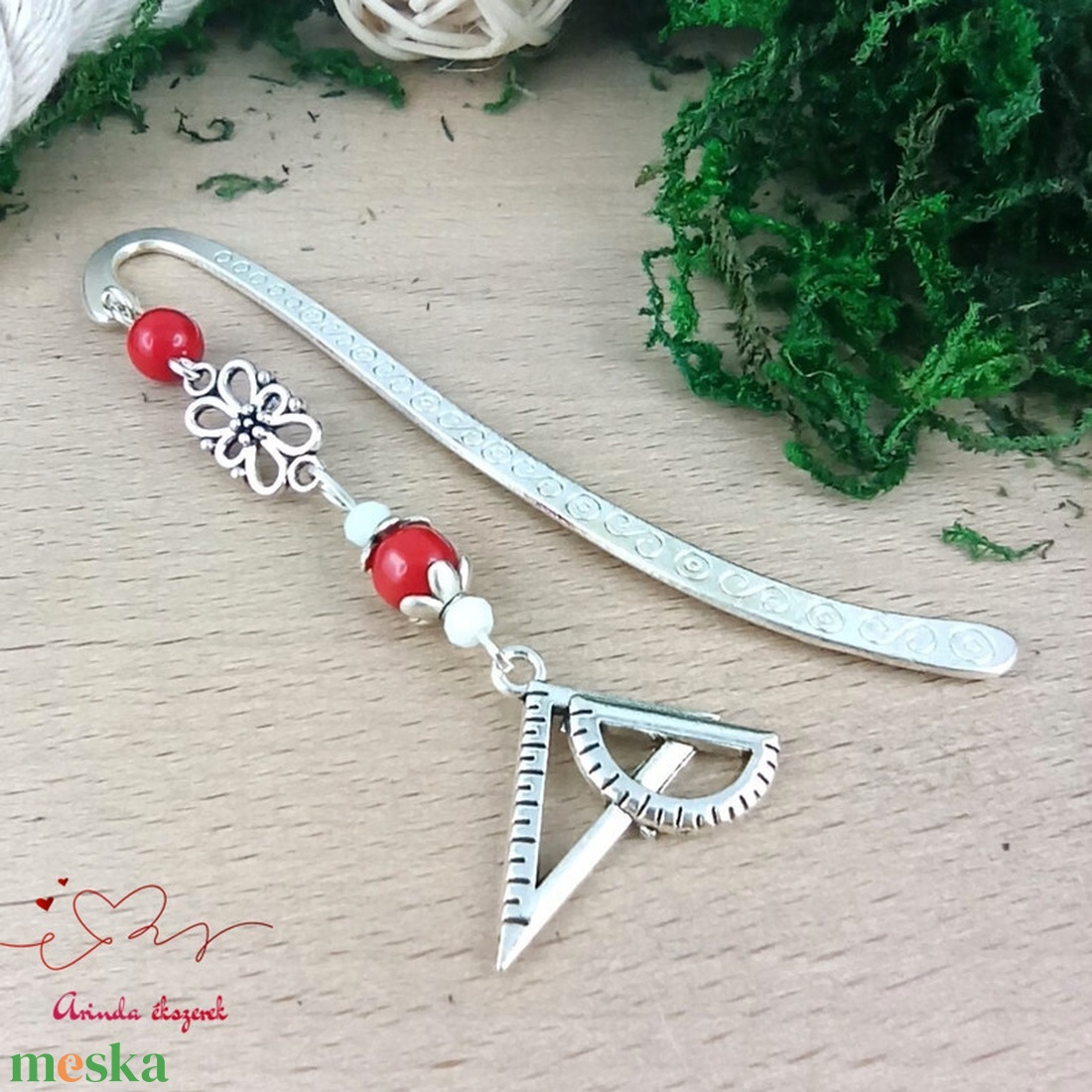 Piros vonalzó könyvjelző  - könyv & zene - könyvjelző - Meska.hu