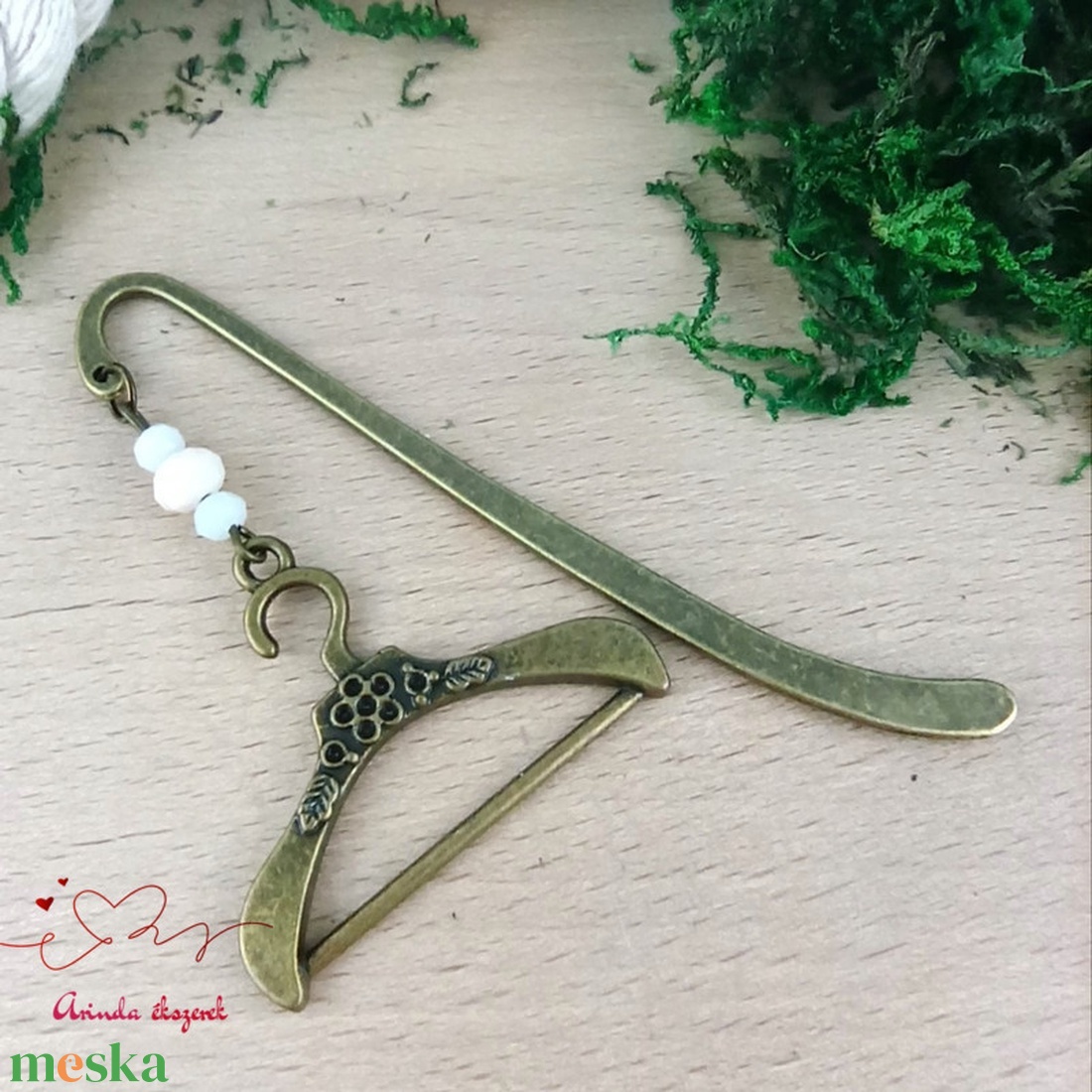 Vállfa könyvjelző  - könyv & zene - könyvjelző - Meska.hu