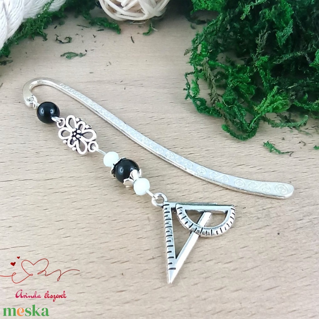 Fekete vonalzó könyvjelző  - könyv & zene - könyvjelző - Meska.hu