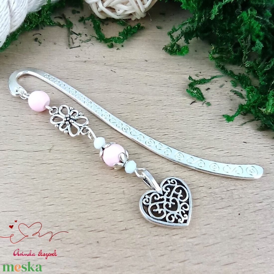 Rózsaszín szív könyvjelző  - könyv & zene - könyvjelző - Meska.hu