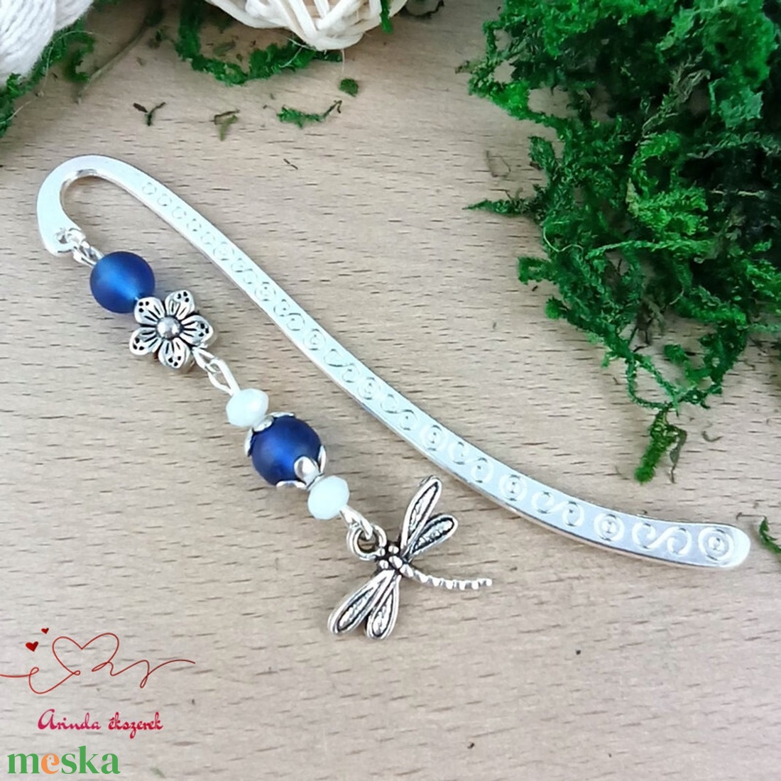 Sötétkék szitakötő könyvjelző  - könyv & zene - könyvjelző - Meska.hu