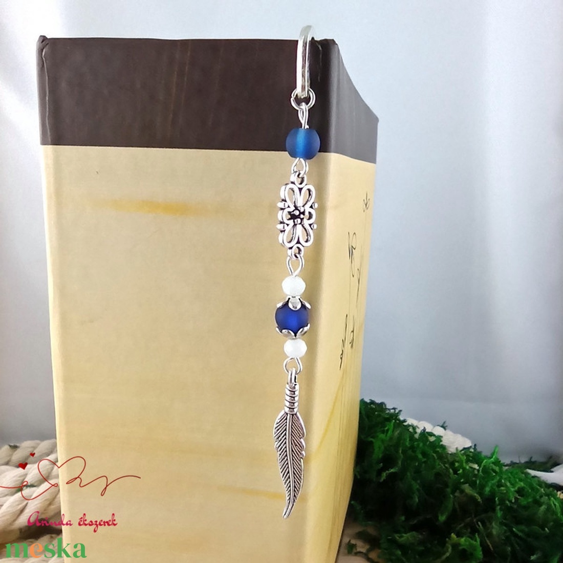 Sötétkék toll könyvjelző  - könyv & zene - könyvjelző - Meska.hu