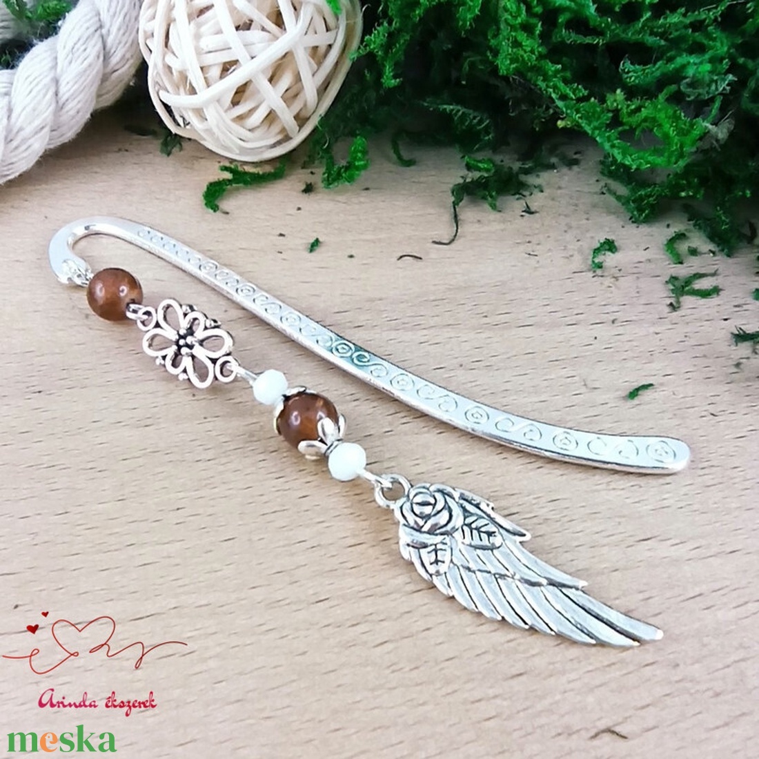 Angyalszárnyas könyvjelző - évzáró ajándék ballagásra, év végi köszönetként barna színben - könyv & zene - könyvjelző - Meska.hu