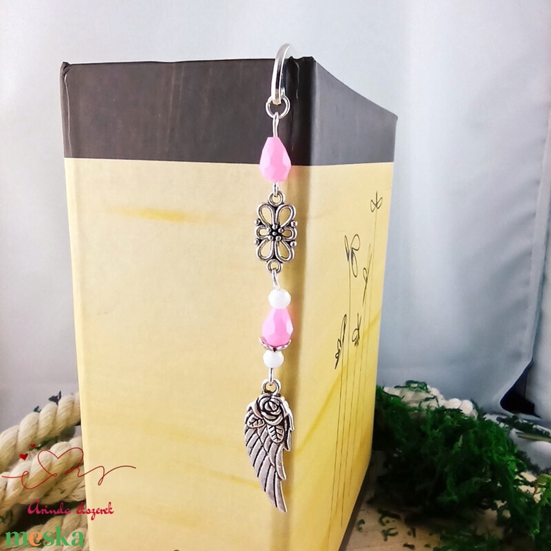 Angyalszárnyas könyvjelző - évzáró ajándék ballagásra, év végi köszönetként rózsaszín színben - könyv & zene - könyvjelző - Meska.hu