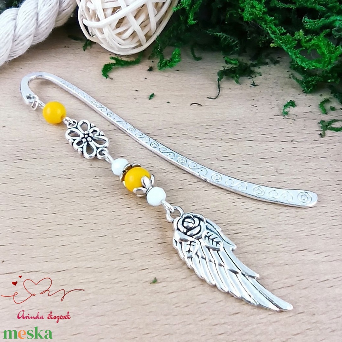 Angyalszárnyas könyvjelző - évzáró ajándék ballagásra, év végi köszönetként citromsárga színben - könyv & zene - könyvjelző - Meska.hu