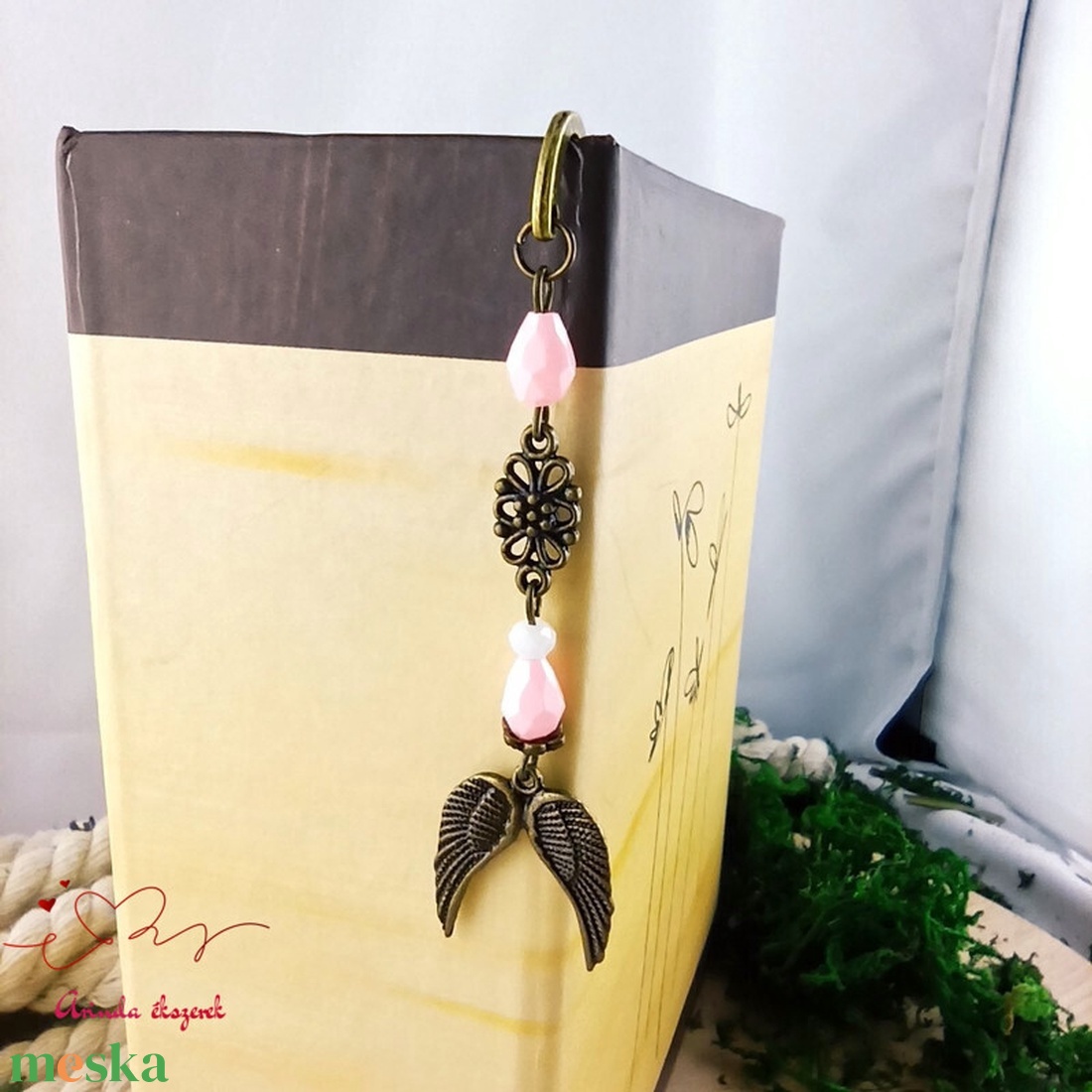 Dupla angyalszárny könyvjelző rózsaszín gyöngyökkel - meghitt karácsonyi ajándék könyvszeretőknek - könyv & zene - könyvjelző - Meska.hu