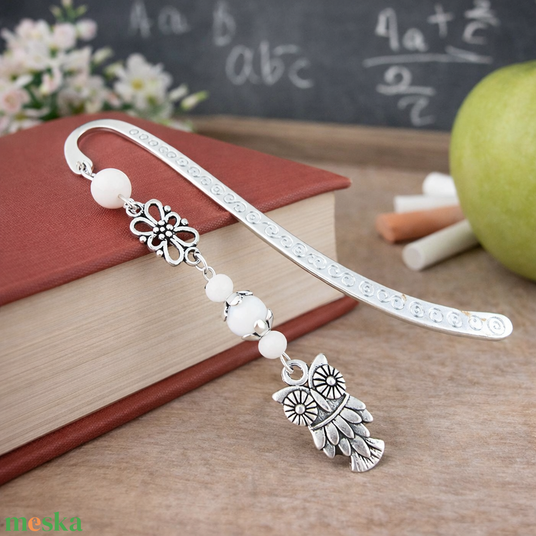 Bagoly könyvjelző fehér gyöngyökkel � kézműves ajándék olvasóknak és tanároknak - könyv & zene - könyvjelző - Meska.hu