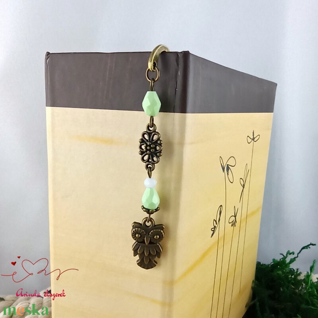 Bagoly könyvjelző világoszöld gyöngyökkel � kézműves ajándék olvasóknak és tanároknak - könyv & zene - könyvjelző - Meska.hu