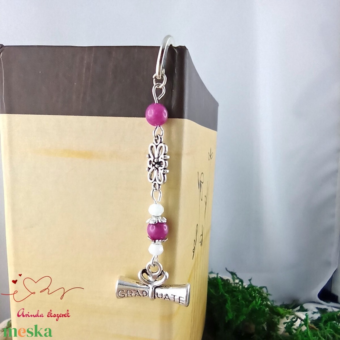 Diplomás könyvjelző pink gyöngyökkel � ballagási és avatási ajándék diplomázóknak - könyv & zene - könyvjelző - Meska.hu