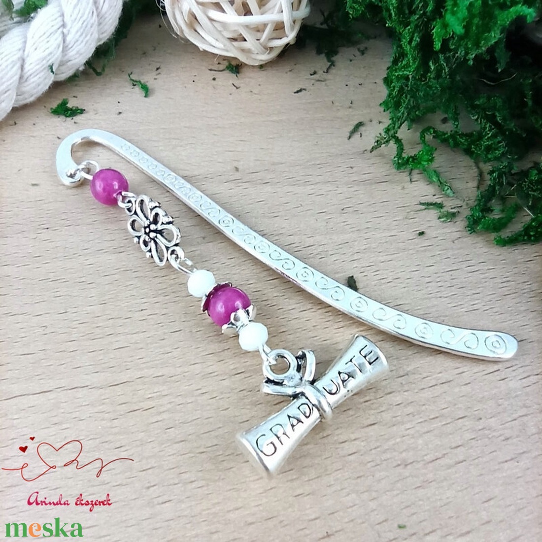 Diplomás könyvjelző pink gyöngyökkel � ballagási és avatási ajándék diplomázóknak - könyv & zene - könyvjelző - Meska.hu