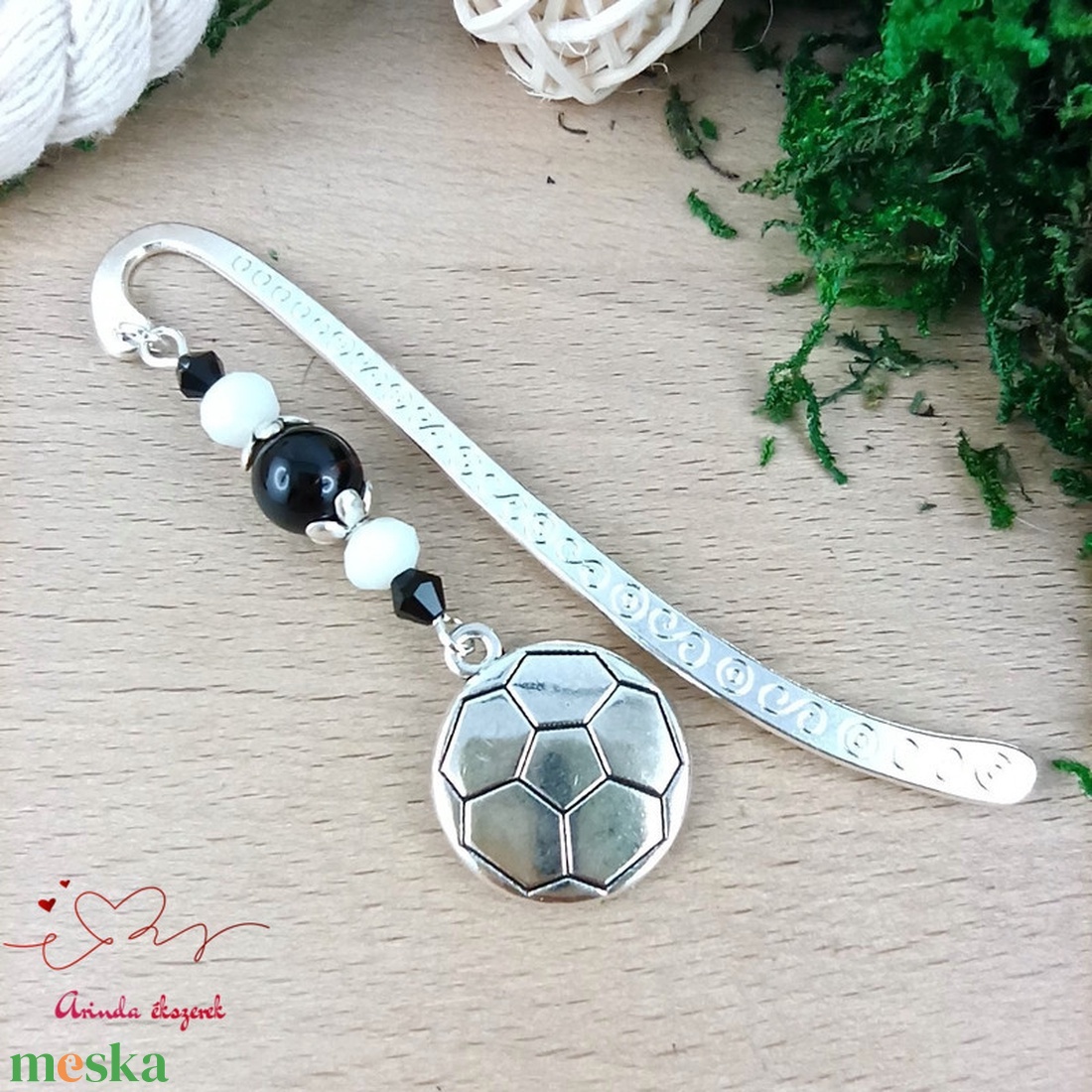 Focilabdás könyvjelző tesitanárnak � köszönetajándék pedagógusnapra és évzáróra - könyv & zene - könyvjelző - Meska.hu