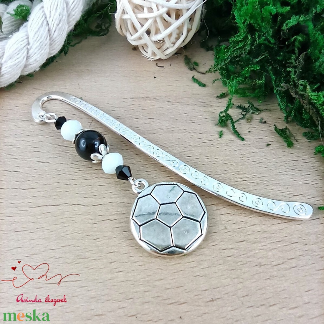 Focilabdás könyvjelző tesitanárnak � köszönetajándék pedagógusnapra és évzáróra - könyv & zene - könyvjelző - Meska.hu