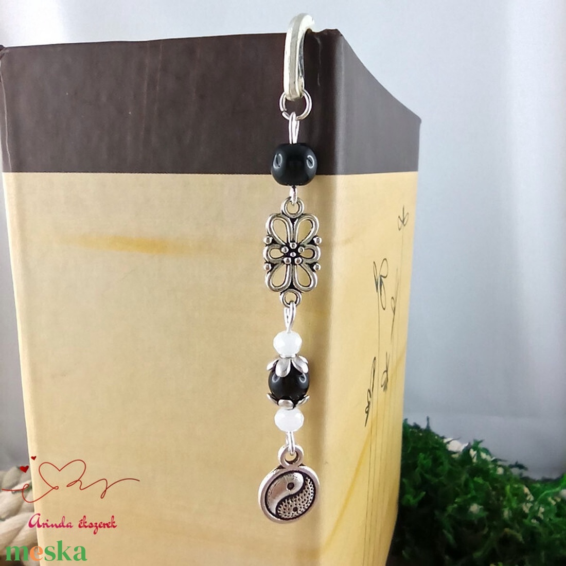 Fekete�fehér jin-jang könyvjelző � egyedi, kézműves ajándék olvasóknak - könyv & zene - könyvjelző - Meska.hu