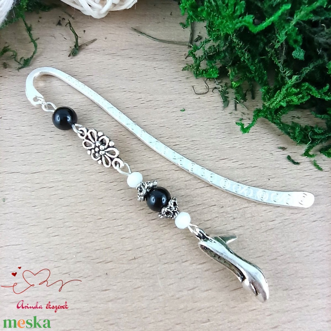 Fekete körömcipős könyvjelző � elegáns, kézműves ajándék nőknek - könyv & zene - könyvjelző - Meska.hu