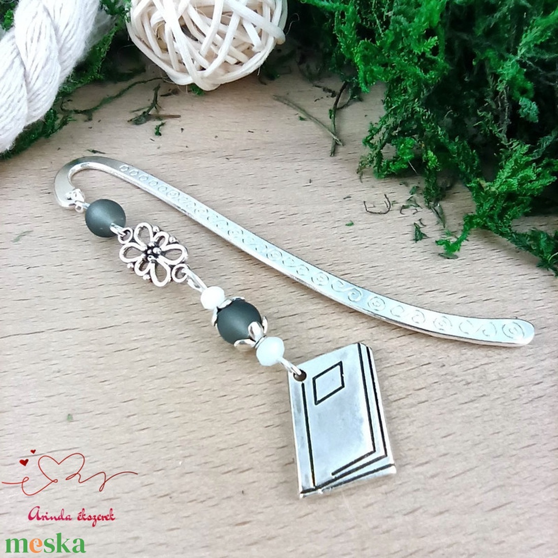 Szürke könyv charmos könyvjelző � pedagógusnapi és évzáró ajándék - könyv & zene - könyvjelző - Meska.hu