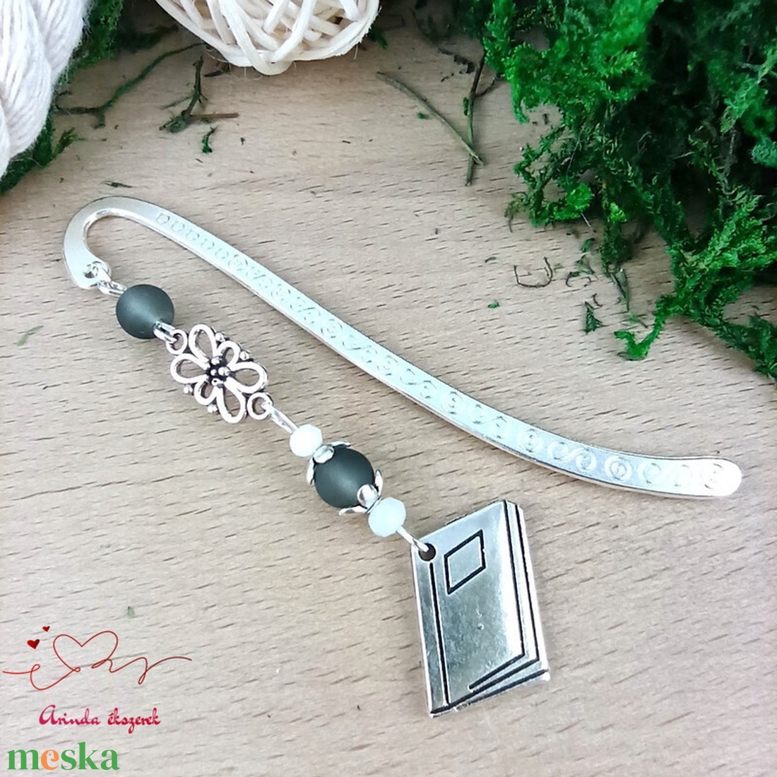 Szürke könyv charmos könyvjelző � pedagógusnapi és évzáró ajándék - könyv & zene - könyvjelző - Meska.hu