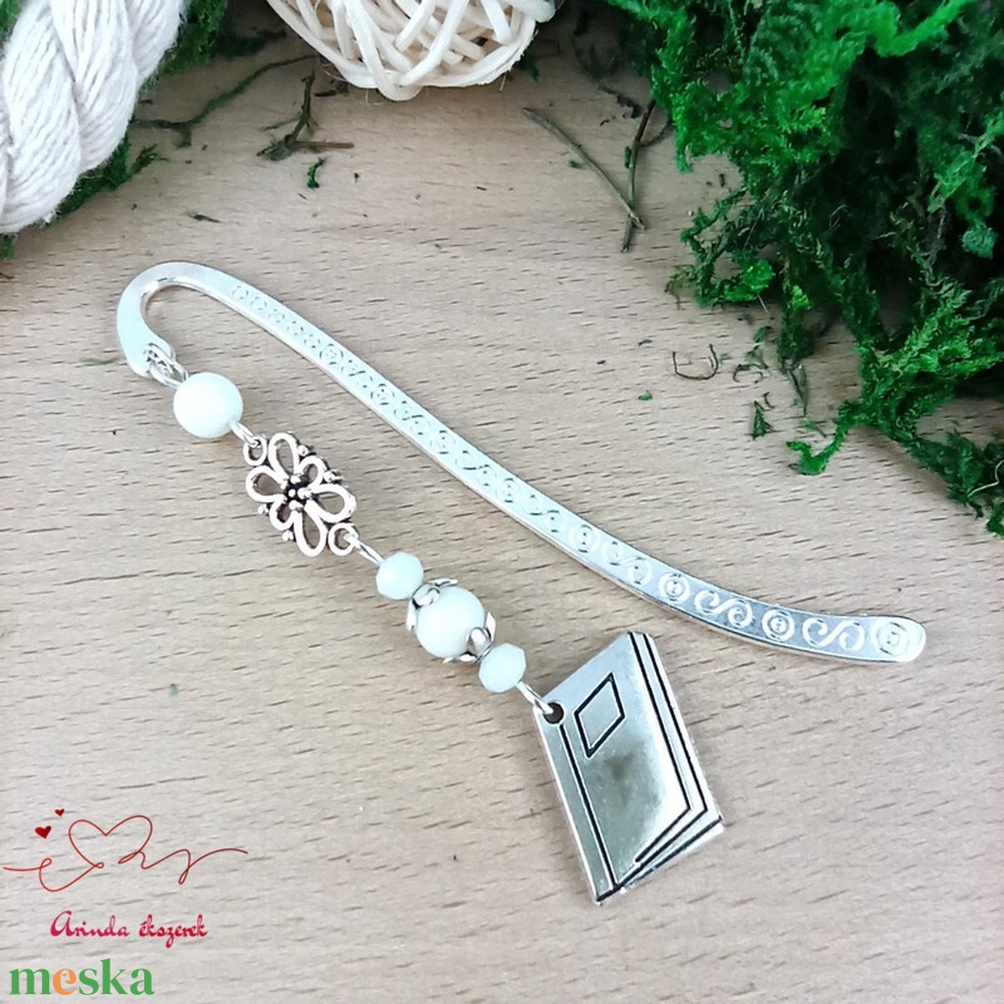 Fehér könyv charmos könyvjelző � pedagógusnapi és évzáró ajándék - könyv & zene - könyvjelző - Meska.hu