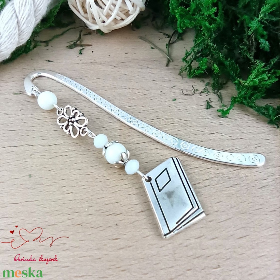 Fehér könyv charmos könyvjelző � pedagógusnapi és évzáró ajándék - könyv & zene - könyvjelző - Meska.hu