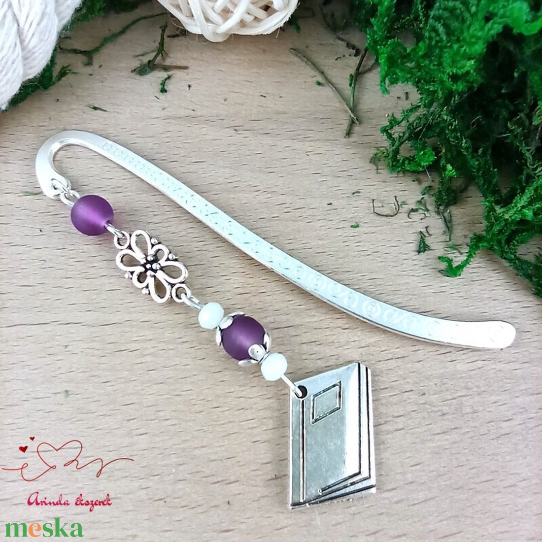 Lila könyv charmos könyvjelző � pedagógusnapi és évzáró ajándék - könyv & zene - könyvjelző - Meska.hu