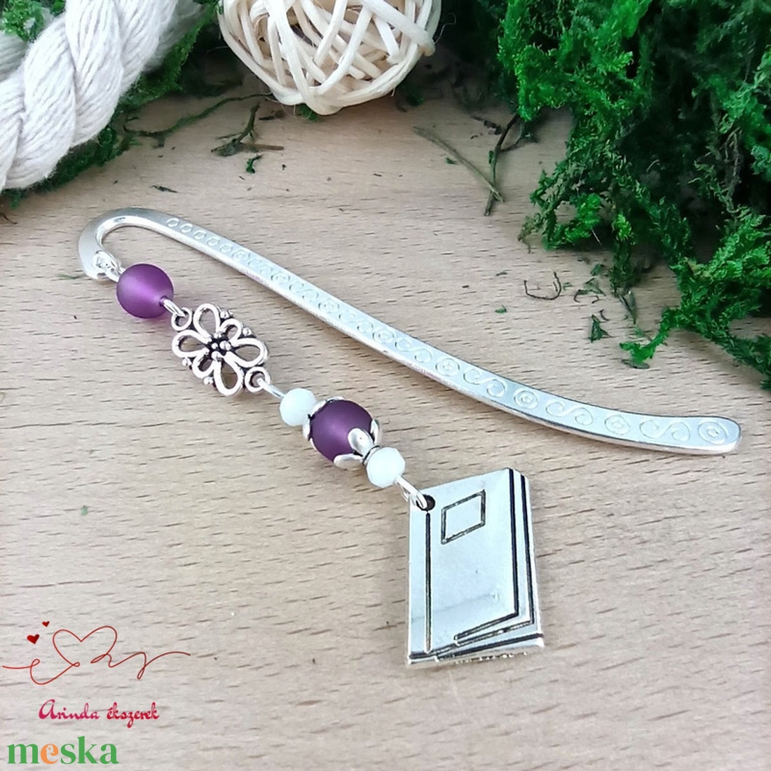 Lila könyv charmos könyvjelző � pedagógusnapi és évzáró ajándék - könyv & zene - könyvjelző - Meska.hu