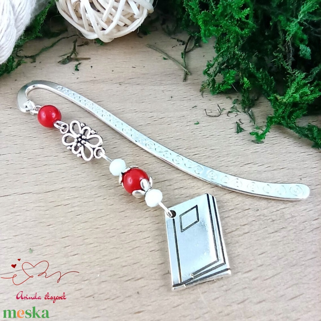 Piros könyv charmos könyvjelző � pedagógusnapi és évzáró ajándék - könyv & zene - könyvjelző - Meska.hu